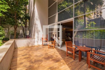 Apartamento à venda com 187m², 3 quartos e 2 vagas Apartamento à venda com 187m², 3 quartos e 2 vagasÁrea externa