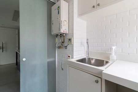 Apartamento à venda com 187m², 3 quartos e 2 vagas Apartamento à venda com 187m², 3 quartos e 2 vagasÁrea de Serviço