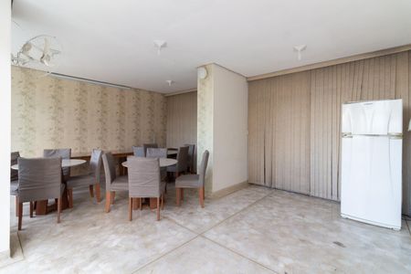 Apartamento para alugar com 68m², 2 quartos e 1 vagaÁrea comum - Salão de festas