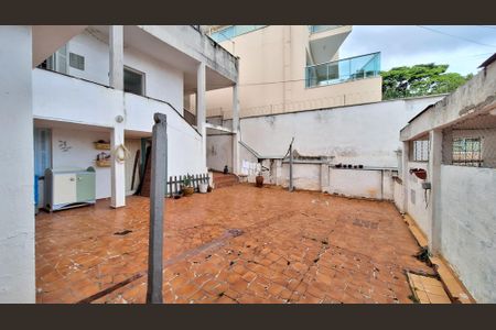 Casa para alugar com 70m², 2 quartos e sem vagaQuintal e área de serviço
