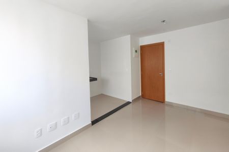 Sala de apartamento para alugar com 2 quartos, 45m² em Vila Satúrnia, Campinas