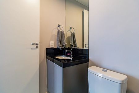 Banheiro de kitnet/studio à venda com 1 quarto, 29m² em Butantã, São Paulo