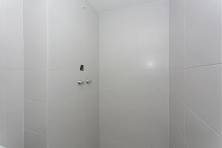 Apartamento à venda com 68m², 2 quartos e 1 vaga Apartamento à venda com 68m², 2 quartos e 1 vagaBanheiro Social