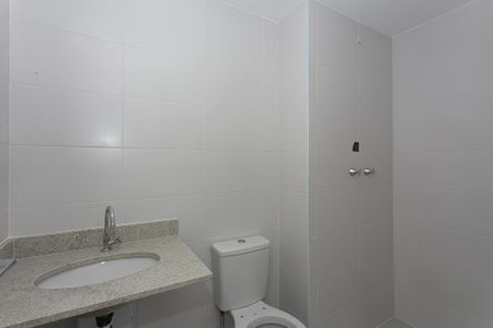 Apartamento à venda com 68m², 2 quartos e 1 vaga Apartamento à venda com 68m², 2 quartos e 1 vagaBanheiro Social