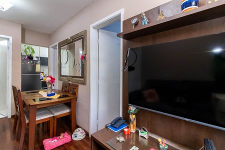 Sala de apartamento para alugar com 3 quartos, 53m² em Vila Amalia (zona Norte), São Paulo
