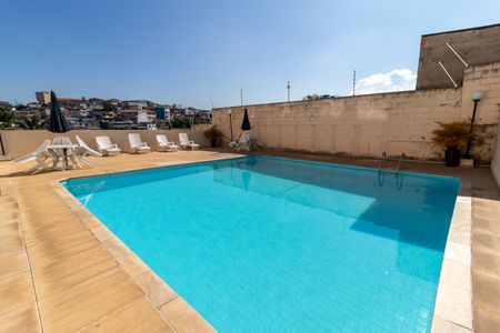 Apartamento para alugar com 53m², 3 quartos e sem vagaÁrea comum - Piscina