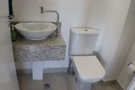 Apartamento à venda com 84m², 2 quartos e sem vagaLavabo