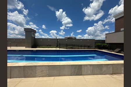 Apartamento à venda com 84m², 2 quartos e sem vagaÁrea comum - Piscina