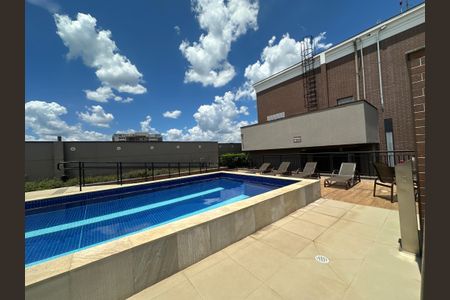 Apartamento à venda com 84m², 2 quartos e sem vagaÁrea comum - Piscina