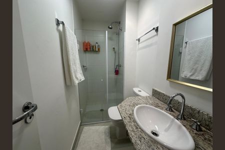 Apartamento à venda com 84m², 2 quartos e sem vagaBanheiro da Suíte 2