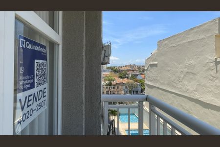 Apartamento à venda com 54m², 2 quartos e 1 vaga Apartamento à venda com 54m², 2 quartos e 1 vagaPlaquinha