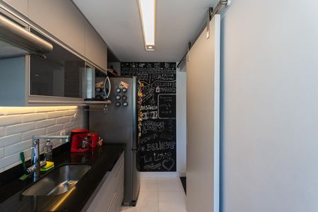Apartamento à venda com 54m², 2 quartos e 1 vagaCozinha e Área de Serviço