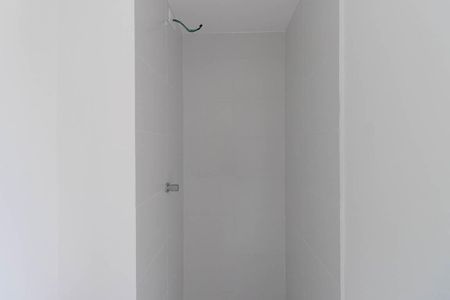 Banheiro de apartamento à venda com 2 quartos, 32m² em Parque Novo Mundo, São Paulo