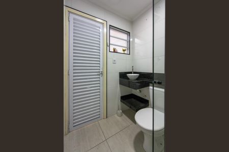 Apartamento para alugar com 53m², 2 quartos e 1 vaga Apartamento para alugar com 53m², 2 quartos e 1 vagaBanheiro