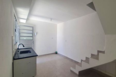 Cozinha de casa para alugar com 2 quartos, 55m² em Parque Continental I, Guarulhos