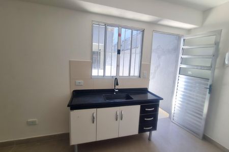 Cozinha de casa para alugar com 2 quartos, 55m² em Parque Continental I, Guarulhos