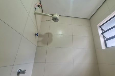 Casa para alugar com 55m², 2 quartos e sem vaga Casa para alugar com 55m², 2 quartos e sem vagaBanheiro