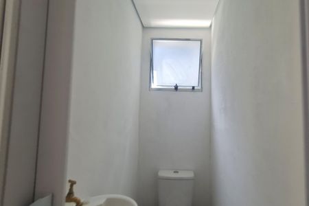 Lavabo de casa para alugar com 2 quartos, 55m² em Parque Continental I, Guarulhos