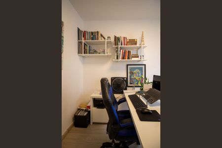 Casa à venda com 200m², 4 quartos e 2 vagasSuíte 2