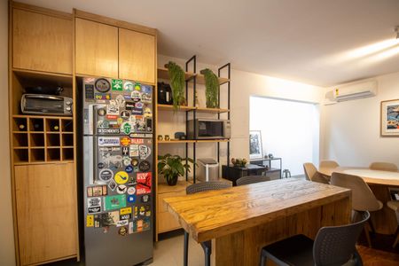 Casa à venda com 200m², 4 quartos e 2 vagasCozinha 