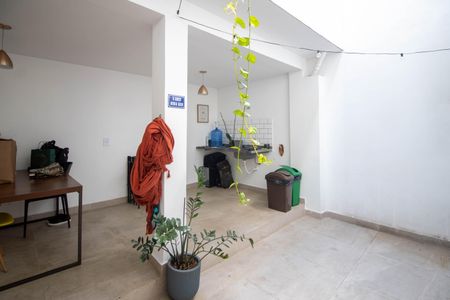 Casa à venda com 200m², 4 quartos e 2 vagasQuintal