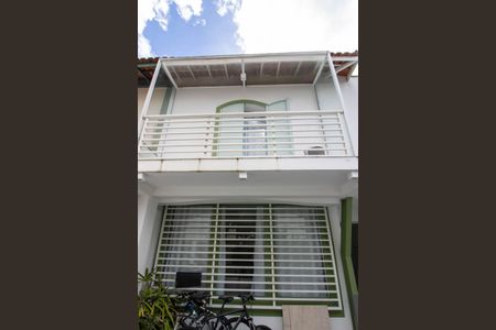 Casa à venda com 200m², 4 quartos e 2 vagasFachada