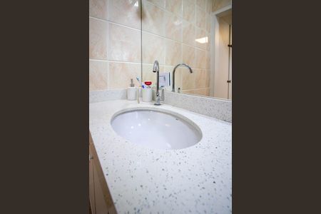 Casa à venda com 200m², 4 quartos e 2 vagasBanheiro da Suíte 3