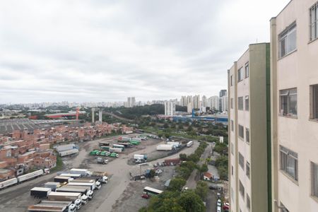 Vista do Quarto 1 de apartamento para alugar com 2 quartos, 48m² em Jardim Andarai, São Paulo