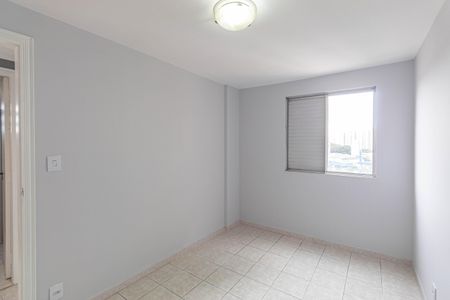 Quarto 1 de apartamento para alugar com 2 quartos, 48m² em Jardim Andarai, São Paulo