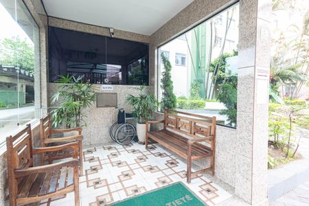 Apartamento para alugar com 48m², 2 quartos e 1 vaga Apartamento para alugar com 48m², 2 quartos e 1 vagaHall de espera