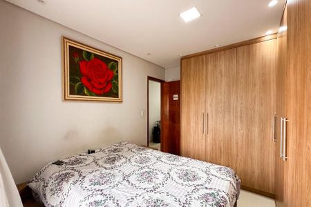 Apartamento à venda com 62m², 2 quartos e 1 vaga Apartamento à venda com 62m², 2 quartos e 1 vagaSuíte