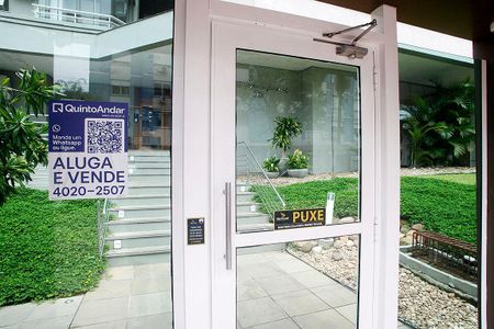 Apartamento para alugar com 111m², 2 quartos e 2 vagasPlaquinha