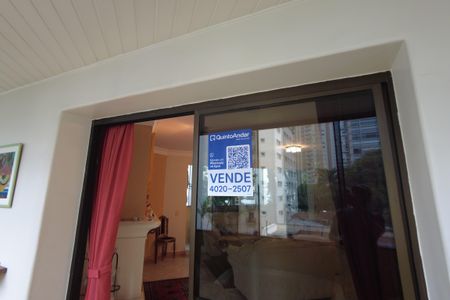 Apartamento à venda com 240m², 4 quartos e 3 vagasPlaquinha