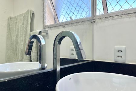 Apartamento à venda com 102m², 3 quartos e 1 vagaBanheiro da Suíte