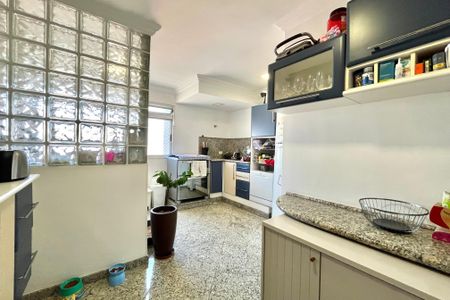 Apartamento à venda com 102m², 3 quartos e 1 vagaCozinha