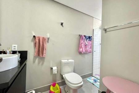 Apartamento à venda com 102m², 3 quartos e 1 vagaBanheiro Corredor