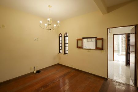 Casa à venda com 150m², 3 quartos e 2 vagasSala de jantar