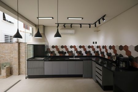 Casa à venda com 150m², 3 quartos e 2 vagasÁrea de Serviço - Churrasqueira 