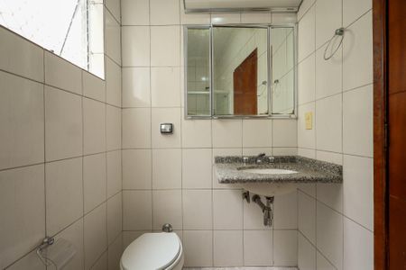 Casa à venda com 150m², 3 quartos e 2 vagasBanheiro Social