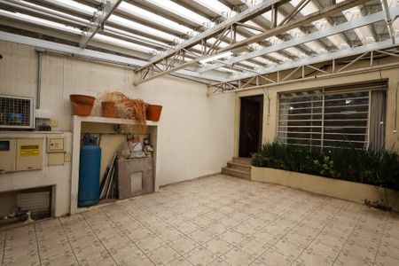 Casa à venda com 150m², 3 quartos e 2 vagasGaragem