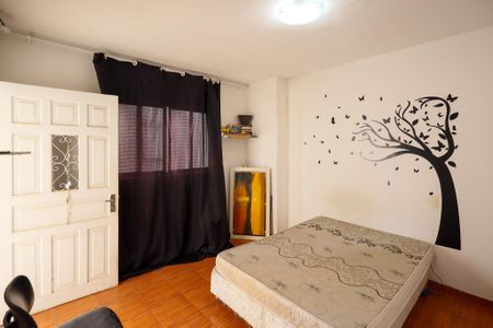 Casa à venda com 150m², 3 quartos e 2 vagasQuarto de Serviço