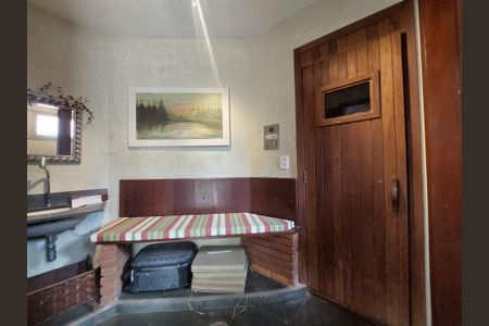 Casa para alugar com 547m², 4 quartos e 5 vagasSauna