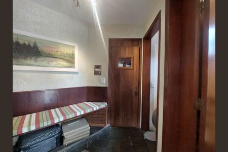 Casa para alugar com 547m², 4 quartos e 5 vagasBanheiro na Área de Lazer