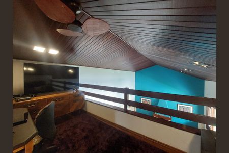 Casa para alugar com 547m², 4 quartos e 5 vagasSala de TV