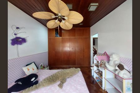 Casa para alugar com 547m², 4 quartos e 5 vagasSuíte 2