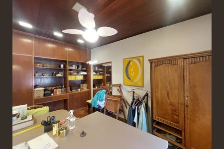 Casa para alugar com 547m², 4 quartos e 5 vagasSuíte 3-Studio