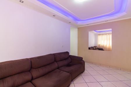 Sala  de apartamento para alugar com 2 quartos, 65m² em Jaguaribe, Osasco