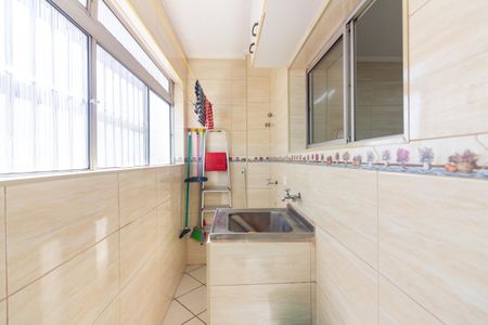 Apartamento para alugar com 65m², 2 quartos e 1 vagaÁrea de Serviço 