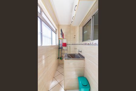 Apartamento para alugar com 65m², 2 quartos e 1 vagaÁrea de Serviço 