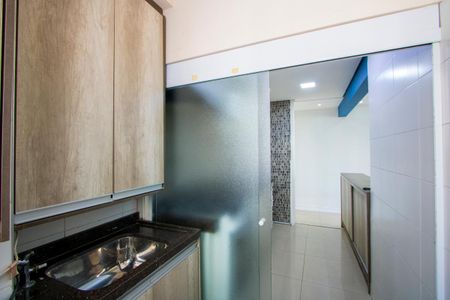 Apartamento à venda com 73m², 3 quartos e 1 vagaÁrea de serviço